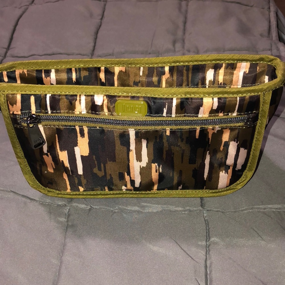 Lug Parasail cosmetic bag. New without tags.